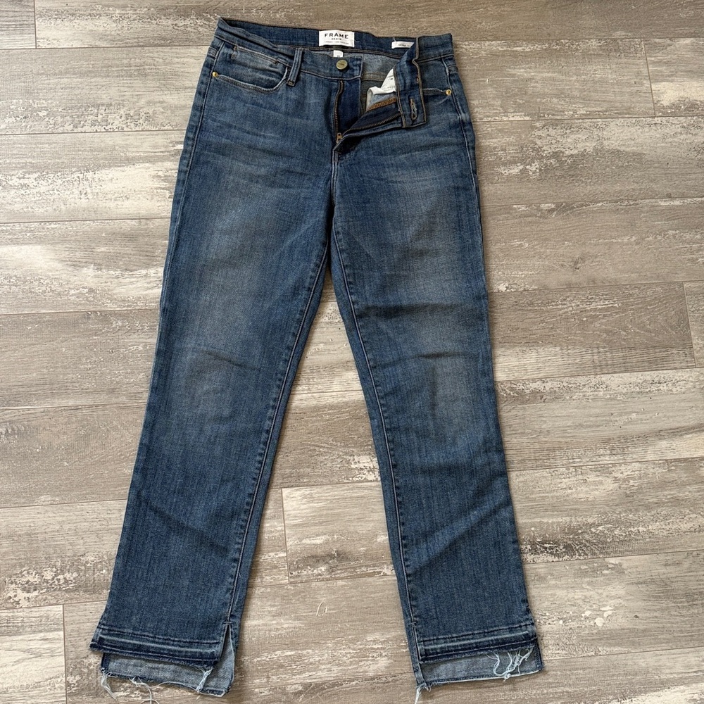 Frame Denim Mid-Rise Straight Jeans in Indigo Wash